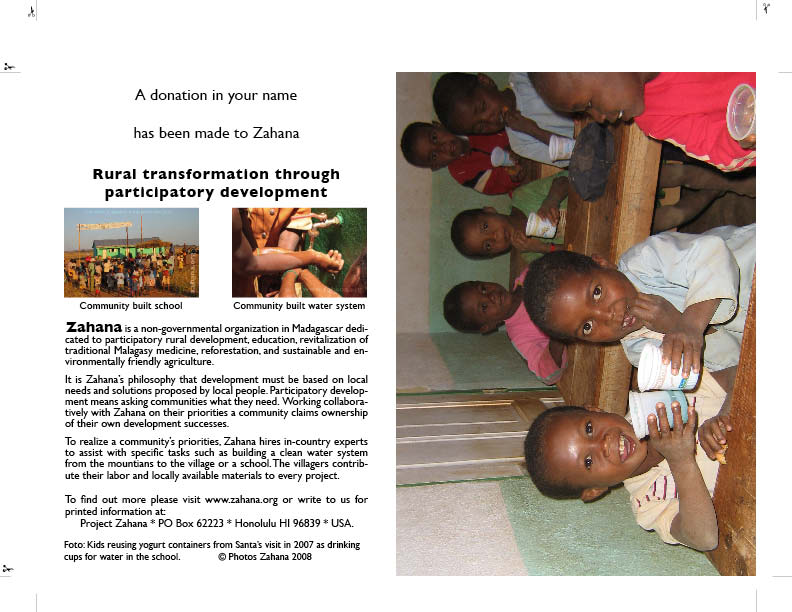 Zahana Gift card with childen drinking water in the classroom in Madagascar