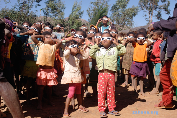 Solar eclipse in Madagascar 2016 - zahana.org